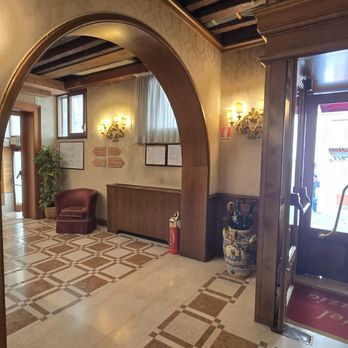 Hotel Abbazia - Hotels Near Me - Cannaregio, VE