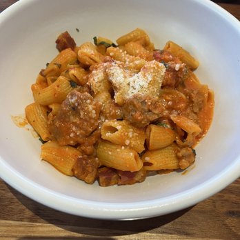 North Italia - Spicy Rigatoni Vodka - Italian Near Me - McLean, Virginia