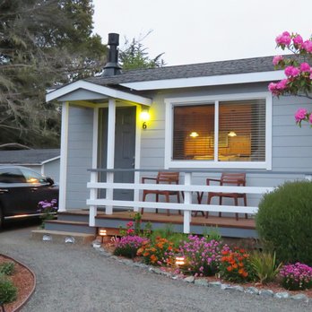Sea Rock Inn - Bed & Breakfast Near Me - Mendocino, California