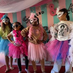 Spoiled Rotten Kids Spa Party Bus - The fashion show