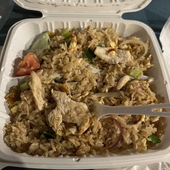 Malai Thai - Thai fried rice w chicken, medium spice. - Thai Near Me - Haleiwa, Hawaii Malai Thai - Thai fried rice w chicken, medium spice. - Thai Near Me - Haleiwa, Hawaii
