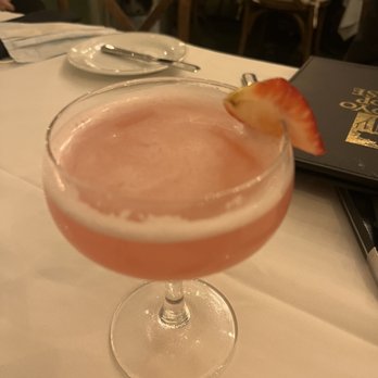 Arroyo Chop House - Straw & Berry - Steakhouses Near Me - Pasadena, California Arroyo Chop House - Straw & Berry - Steakhouses Near Me - Pasadena, California