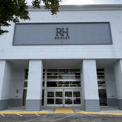 RH Outlet Pembroke Pines