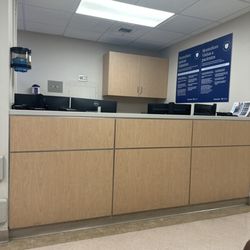 New York Westchester Square Medical Center - Empty desk .....