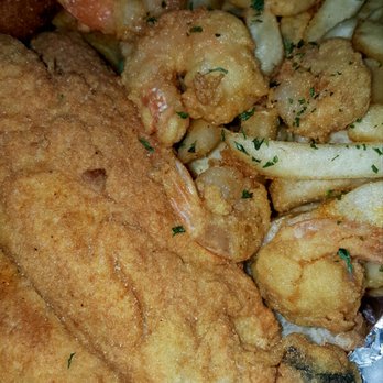 Golden Wings by Friarsgate Kitchen - Seafood platter with fish, shrimp, hush puppies, slaw, alot of food! - American Near Me - Irmo, South Carolina