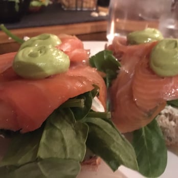 1900 - Salmon blinis (not so blinis / bread is all wrong) - Bistros Near Me - Dublin, D
