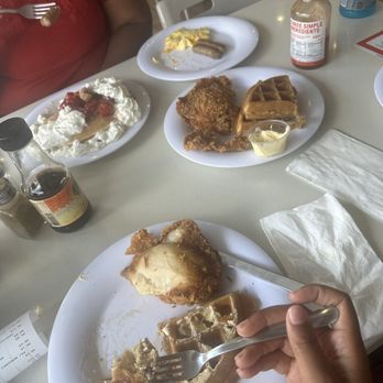 Pancakes & Waffles - Pecan Waffle chicken Strawberries & Cream Waffle - Breakfast & Brunch Near Me - Honolulu, Hawaii