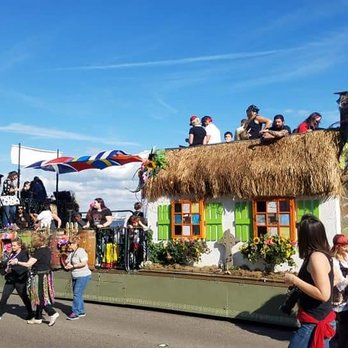 Gasparilla Children's Parade - Krewe of St brigit - Festivals Near Me