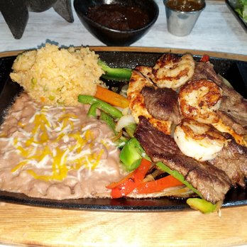 Uncle Ricos Cantina - Combination fajitas - Tex-Mex Near Me - Manassas, Virginia Uncle Ricos Cantina - Combination fajitas - Tex-Mex Near Me - Manassas, Virginia