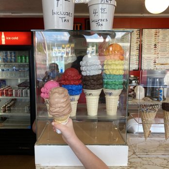 De Dee's Dairy - "Baby" soft serve cone - Ice Cream & Frozen Yogurt Near Me - Niagara Falls, New York De Dee's Dairy - "Baby" soft serve cone - Ice Cream & Frozen Yogurt Near Me - Niagara Falls, New York