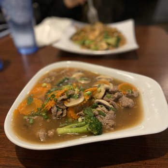 Tasty Thai - Lad Na with Beef - Thai Near Me - Denver, Colorado Tasty Thai - Lad Na with Beef - Thai Near Me - Denver, Colorado