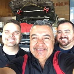 The Diesel Doctor - My fantastic  crew first photo in the new shop 5/19/16