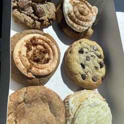 The Stuffed Cookie - Cookie