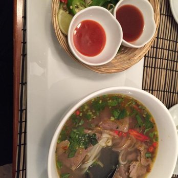 Hang's - Vietnamese Near Me - Zürich, ZH