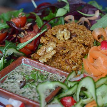 Hawraman Cafe Bar - Hawraman vegen plate - Cafes Near Me - London, XGL Hawraman Cafe Bar - Hawraman vegen plate - Cafes Near Me - London, XGL