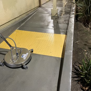 Main Wave - Pressure Washing - Sidewalk area professionally pressure washed to remove stains and gum stuck on the concrete - Pressure Washers Near Me Main Wave - Pressure Washing - Sidewalk area professionally pressure washed to remove stains and gum stuck on the concrete - Pressure Washers Near Me