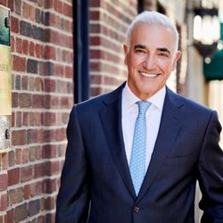 Kaveh Alizadeh, MD