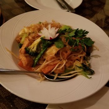 The Basil Restaurant - Pad Thai with Tofu - Thai Near Me - Carson City, Nevada