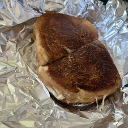 Village Store & Cafe - Tuna melt, pretty darn good!