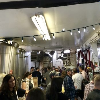 Storm Brewing - You drink where they actually make their beer. - Breweries Near Me - Vancouver, British Columbia Storm Brewing - You drink where they actually make their beer. - Breweries Near Me - Vancouver, British Columbia
