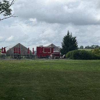 Wagonhouse Winery - Food truck dining are near vineyards and goat pen - Wineries Near Me - Swedesboro, New Jersey Wagonhouse Winery - Food truck dining are near vineyards and goat pen - Wineries Near Me - Swedesboro, New Jersey