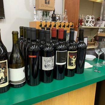 Crown Wine & Spirits - The Prisoner Wine Company Tasting - Beer, Wine & Spirits Near Me - Boca Raton, Florida Crown Wine & Spirits - The Prisoner Wine Company Tasting - Beer, Wine & Spirits Near Me - Boca Raton, Florida