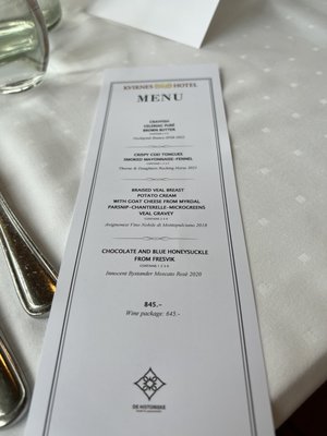Kviknes Hotel by null