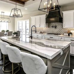 Deborah K Interiors - Custom kitchen with Edward Custom Homes