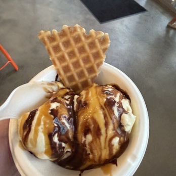 Jeni's Splendid Ice Creams - Ted Lasso Special - Ice Cream & Frozen Yogurt Near Me - Nashville, Tennessee Jeni's Splendid Ice Creams - Ted Lasso Special - Ice Cream & Frozen Yogurt Near Me - Nashville, Tennessee