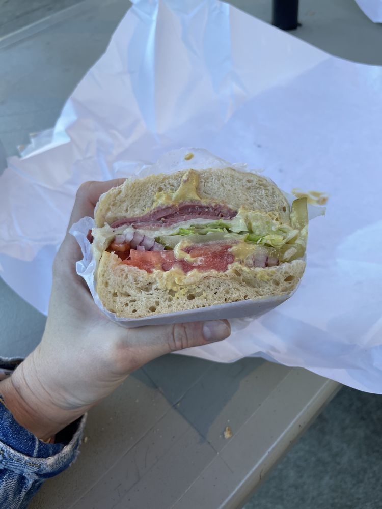 WOODACRE COUNTRY MARKET & DELI 17 Photos & 33 Reviews 175 San