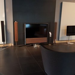 Bang & Olufsen