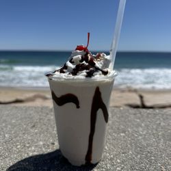 Windjammer Surf Bar - Mudslide