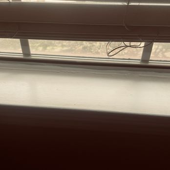 SaddleBrook Apartments - Single pane windows throughout with gaps & constant moisture makes it difficult to maintain inside temps. - Apartments Near Me - Dallas, Texas