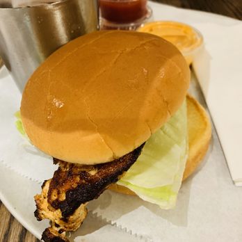 The Rex Burger & Lobster - Grilled Chicken Sandwich - American Near Me - Mineola, New York The Rex Burger & Lobster - Grilled Chicken Sandwich - American Near Me - Mineola, New York