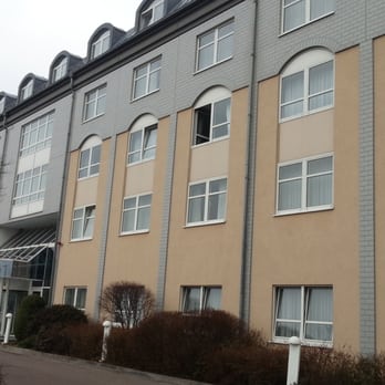 Sachsenpark-Hotel - Front - Hotels Near Me - Leipzig, SN
