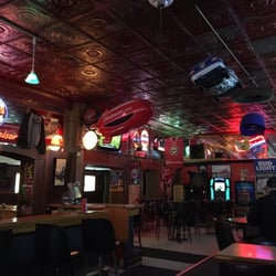 10 Spot Bar & Lounge