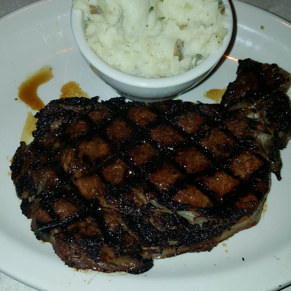 Bubba's 33 - Burgers Near Me - Universal City, Texas