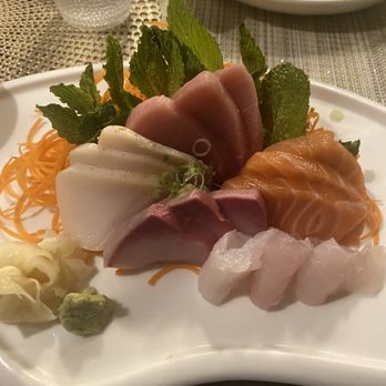 Iron Chef House - Deluxe Assorted Sashimi - Sushi Bars Near Me - Brooklyn, New York Iron Chef House - Deluxe Assorted Sashimi - Sushi Bars Near Me - Brooklyn, New York