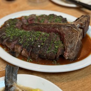 Etra - Perfectly prepared porterhouse steak. - Italian Near Me - Los Angeles, California