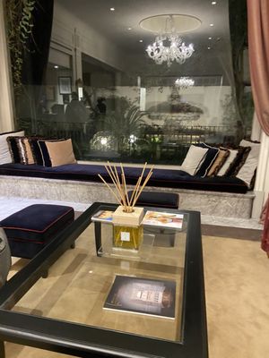 Sina Villa Medici, Autograph Collection by null