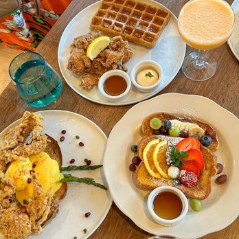 Darla Cafe - Soft shell crab benedict, Chicken karage and waffle, French toast - Asian Fusion Near Me - Saratoga, California Darla Cafe - Soft shell crab benedict, Chicken karage and waffle, French toast - Asian Fusion Near Me - Saratoga, California