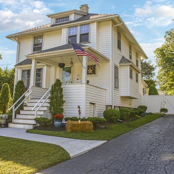 MHM Realty - Real Estate Agents Near Me - Wakefield, Massachusetts