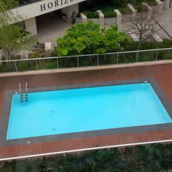 ibis Styles Nice Airport Arenas - La piscine vu du 4eme etage