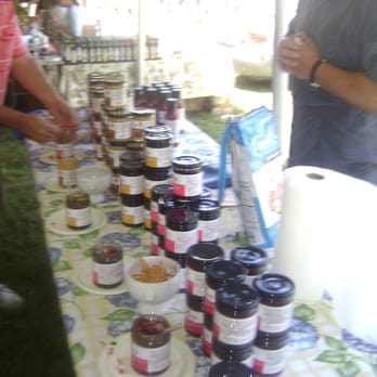 Stonington Vineyards Inc - Food & Wine Festival July 21, 2012 - Wineries Near Me - Stonington, Connecticut