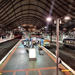 Tram Stop 1 - Spencer St/Collins St - Gigantic wavy roof of southern cross station