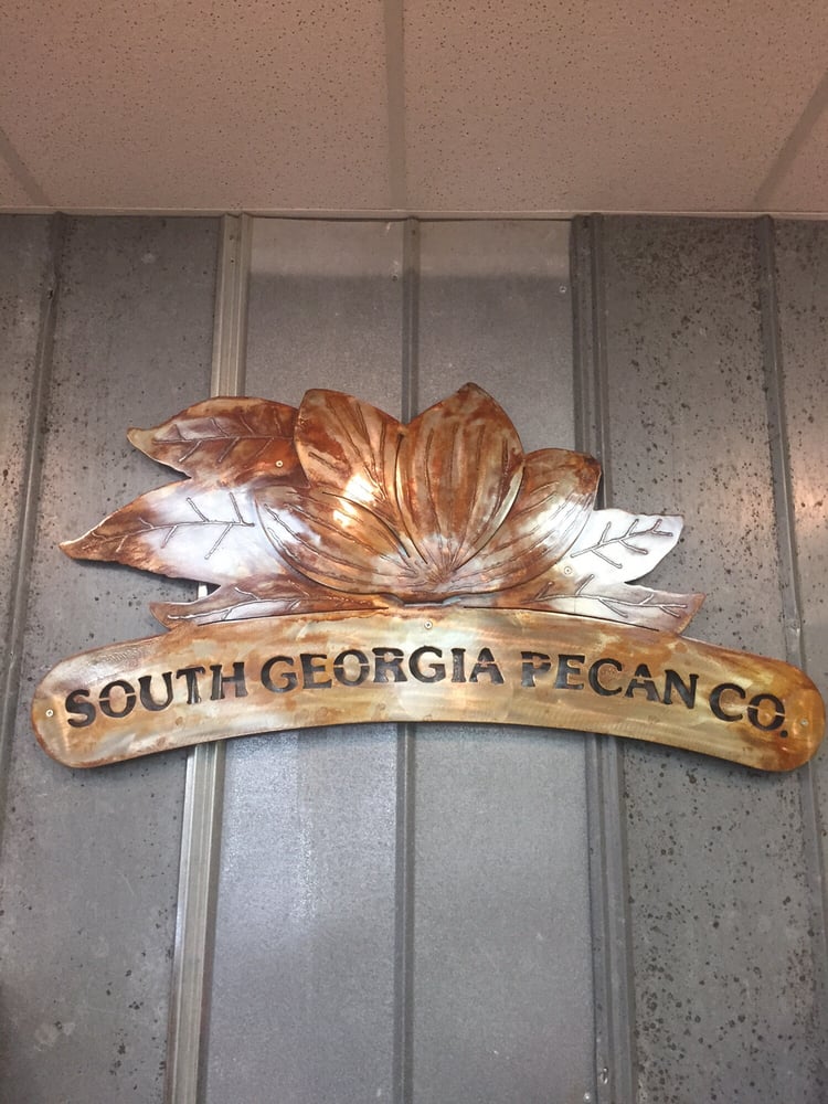 SOUTH PECAN Updated September 2024 15 Reviews 401 E Hill