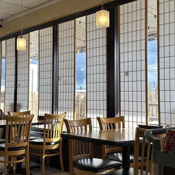 Doma Korean Restaurant - Inside of the restaurant & seating area - Korean Near Me - Sacramento, California Doma Korean Restaurant - Inside of the restaurant & seating area - Korean Near Me - Sacramento, California
