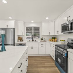 A1 Cabinets & Granite - A1 Cabinets' Shaker White Cabinets