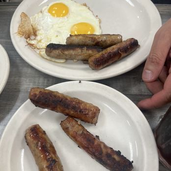 Eggs N Things - Side sausages and egg - Breakfast & Brunch Near Me - Camarillo, California Eggs N Things - Side sausages and egg - Breakfast & Brunch Near Me - Camarillo, California