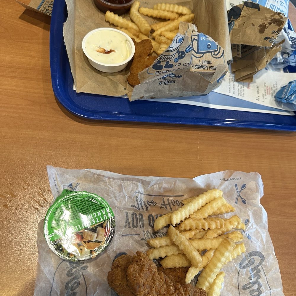 Culver's - Buffalo kids tender, regular kids tender. - Fast Food Near Me - Winter Garden, Florida